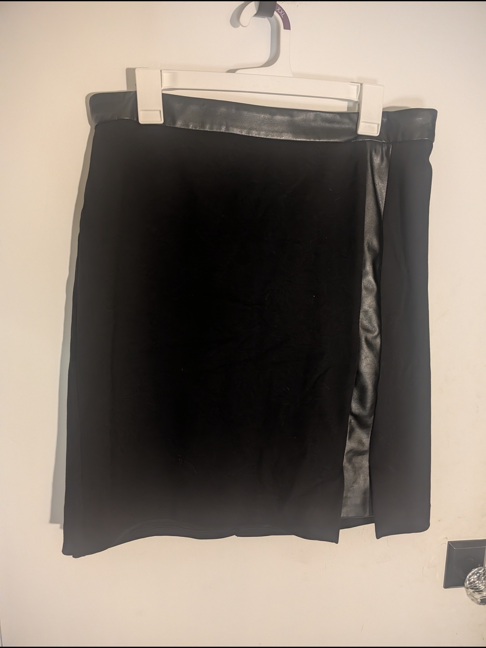 White House Black Market Black Pencil Skirt with Faux Leather Accent